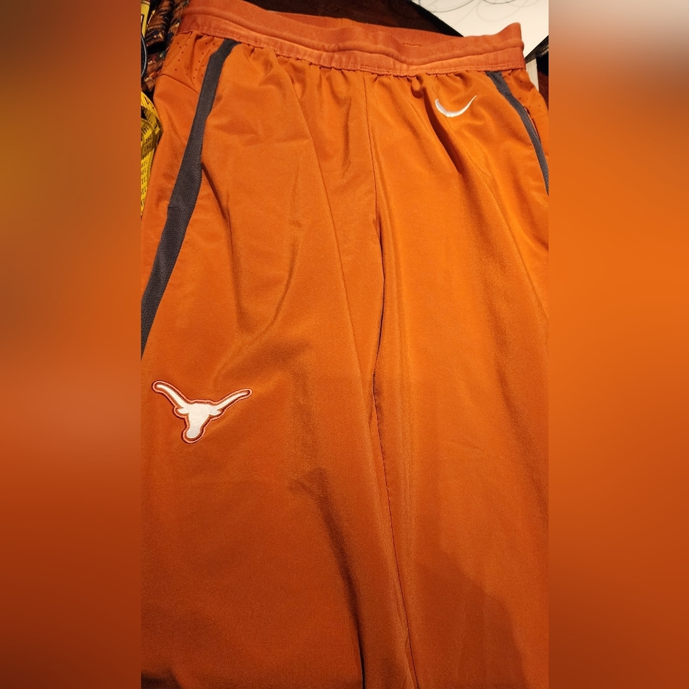 Nike Dri-Fit Texas Longhorns Workout Pants